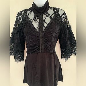 LACE BLOUSE BY VENUS